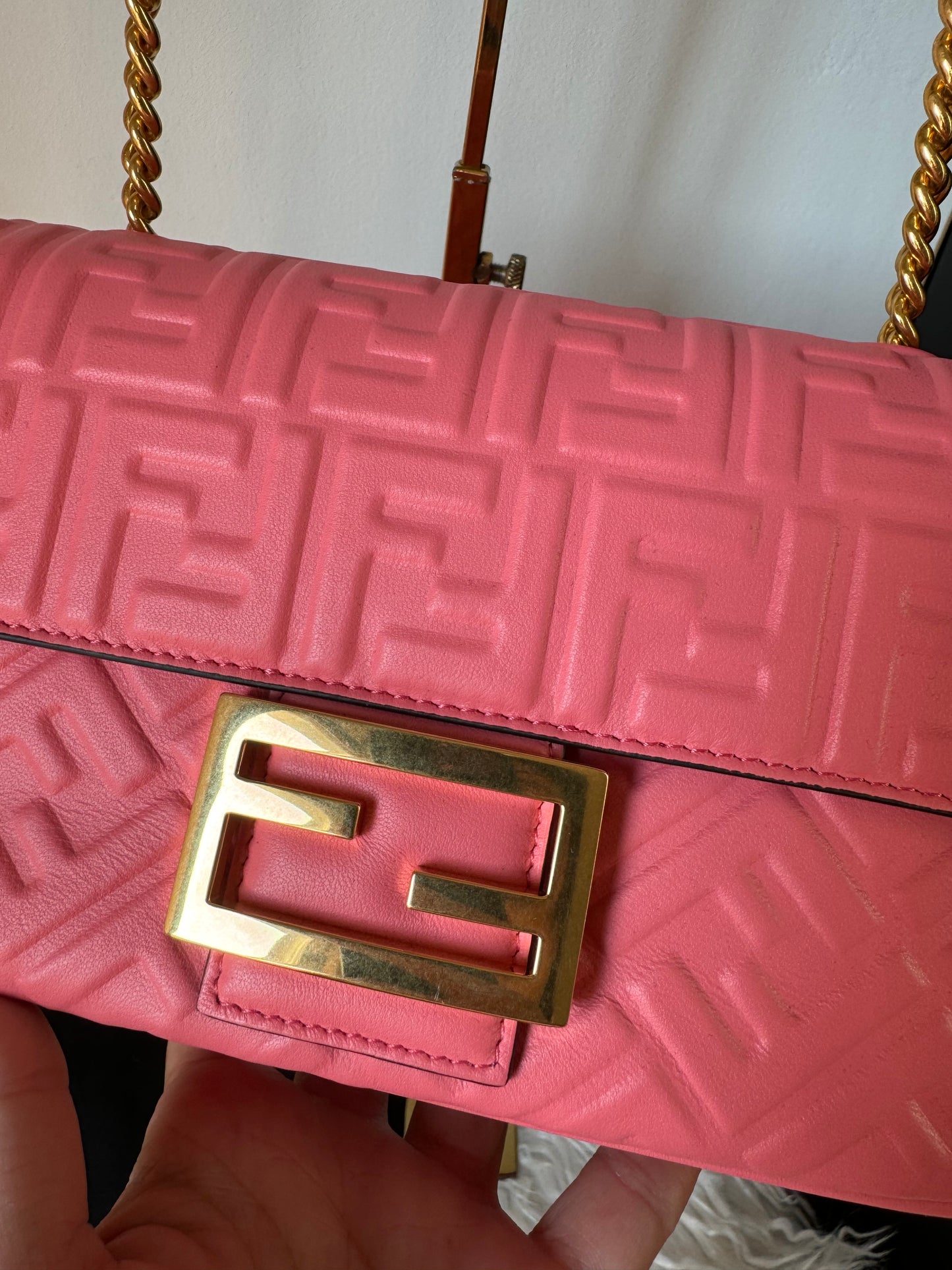 Fendi Baguette medium Pink